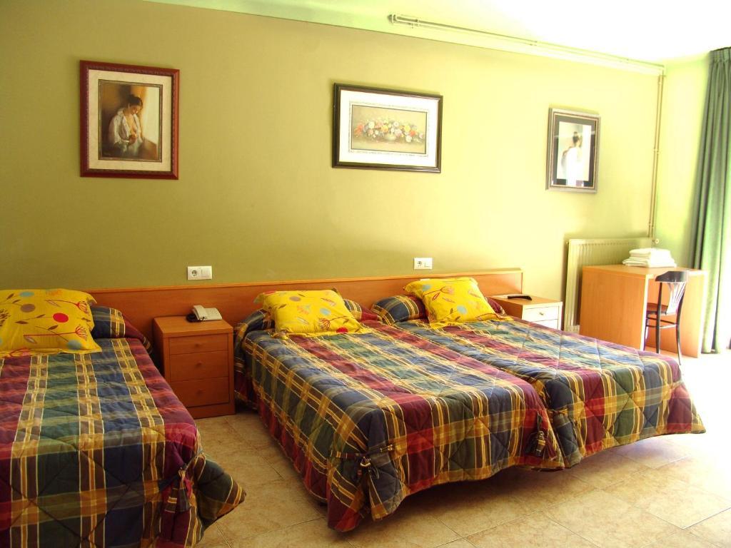 Hotel Pinxo Santa Coloma De Farners Chambre photo